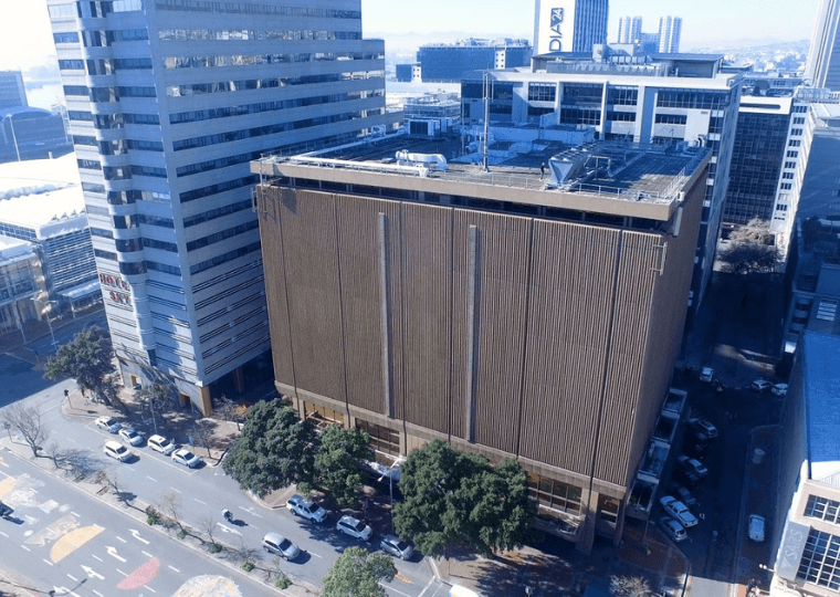 🚁Repurposing Old Data Centres into Edge Computing Hubs | A Sustainable & Practical Strategy🛫